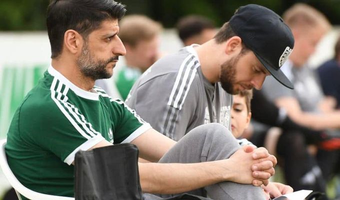 Hammad El-Arab tritt zurück